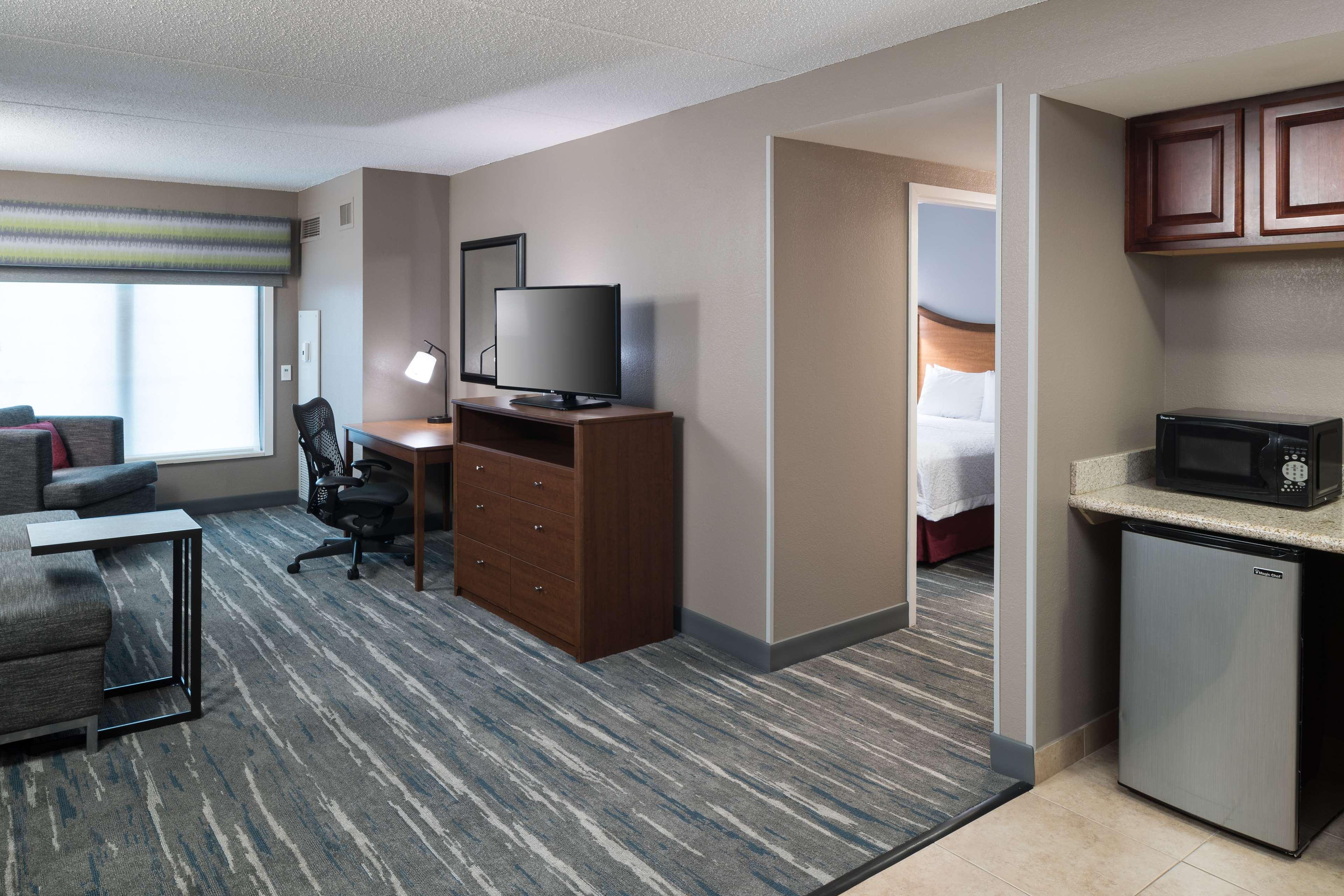 Hampton Inn & Suites Chicago North Shore Skokie Exterior foto