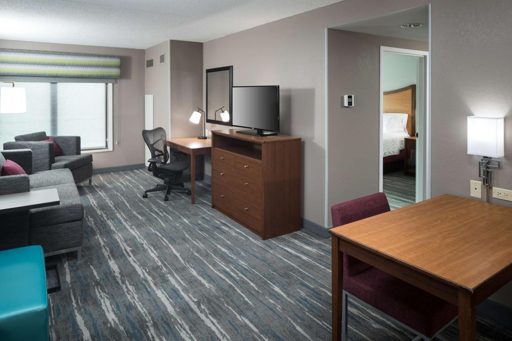 Hampton Inn & Suites Chicago North Shore Skokie Exterior foto